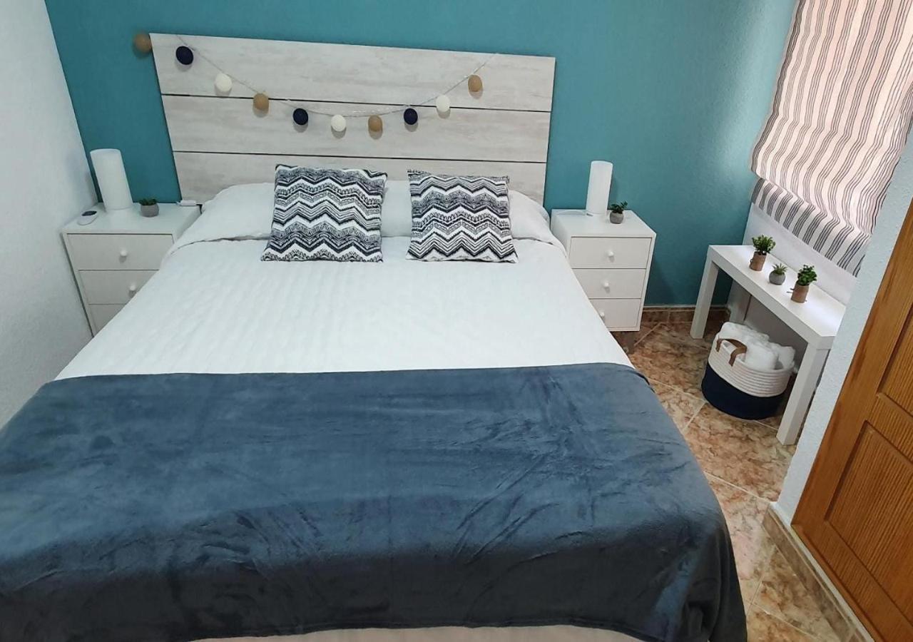 Monela Front Beach Solo Familias Playa de Gandia Екстер'єр фото